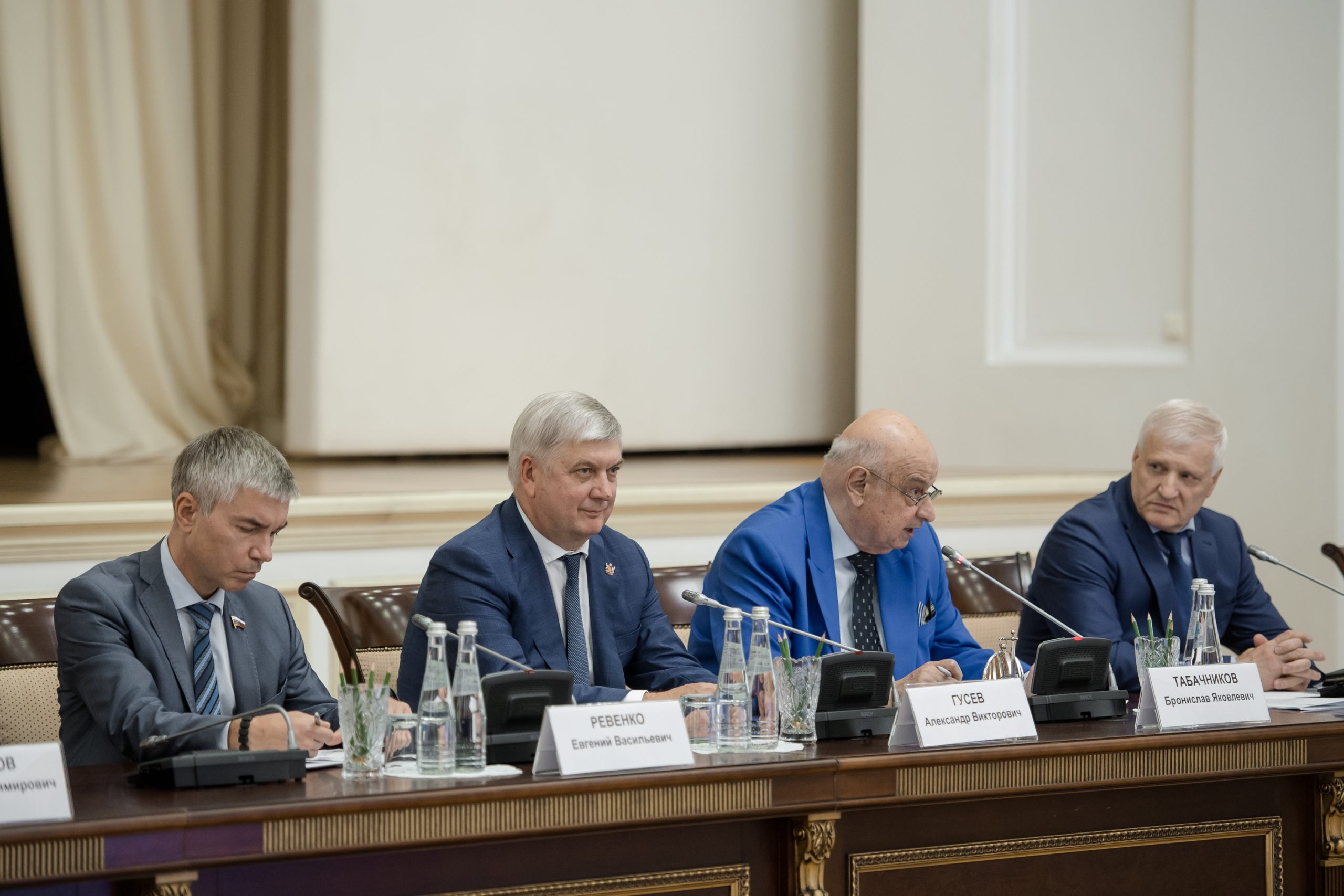 ПРЕДСТАВИТЕЛЬ ВОРОНЕЖСКОГО ГАУ ВОШЕЛ В СОСТАВ ОБЩЕСТВЕННОЙ ПАЛАТЫ  ВОРОНЕЖСКОЙ ОБЛАСТИ — Новости Воронежского государственного аграрного  университета имени императора Петра I